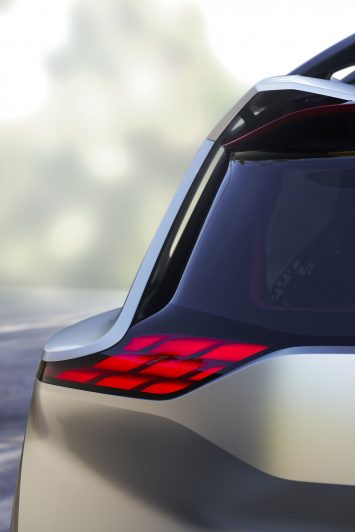 Nissan Xmotion Concept Tail light design