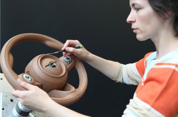 The new MINI - Steering wheel clay modeling