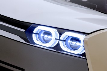 Nissan IDx Freeflow Concept - Headlight