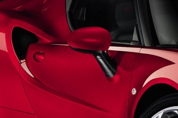 Alfa Romeo 4C - Side mirror detail