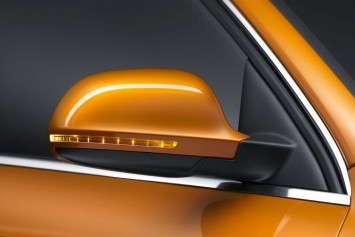 Audi Q3 - Side view mirror
