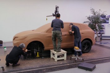 Nissan Qashqai Clay Modeling