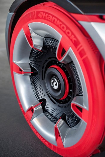 Opel GT Concept - Tire and wheel design
