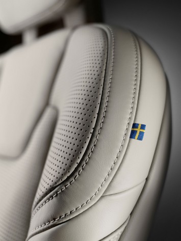 Volvo S90 Interior - Seat detail